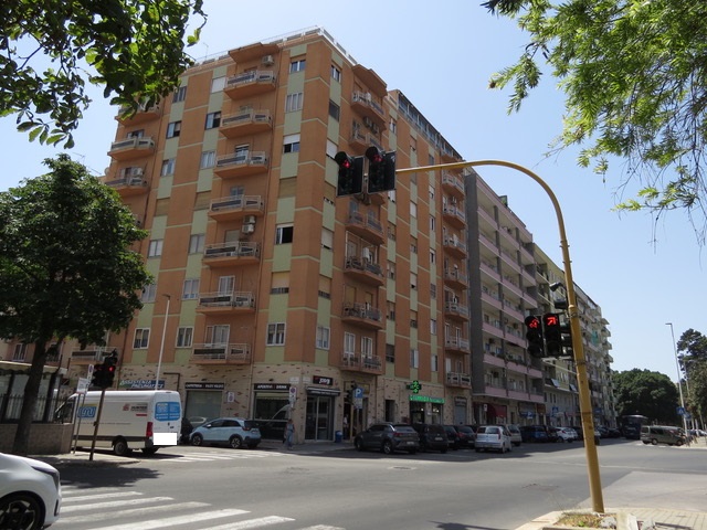 Cagliari  Via Castiglione – Nuda Proprietà di Ampio quadrivano di 130 mq