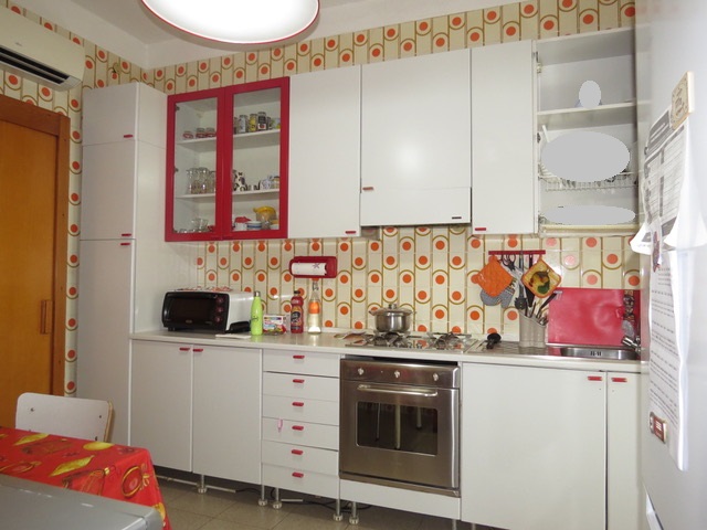 Cagliari  Via Castiglione – Nuda Proprietà di Ampio quadrivano di 130 mq