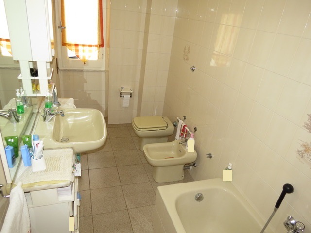 Cagliari  Via Castiglione – Nuda Proprietà di Ampio quadrivano di 130 mq