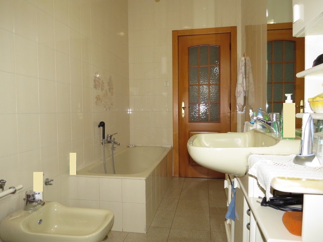 Cagliari  Via Castiglione – Nuda Proprietà di Ampio quadrivano di 130 mq